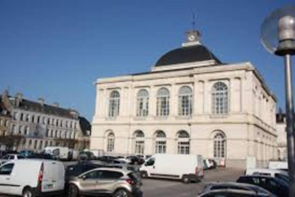 Apartamento Duplex idéal famille, 2 mn de St-Omer centre Saint-Martin-au-Laert Exterior foto